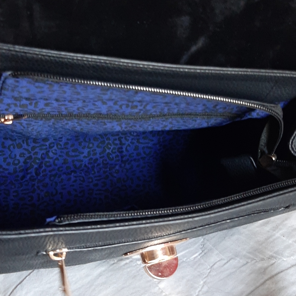 Rebecca & Rifka Purse - Picture 4 of 7